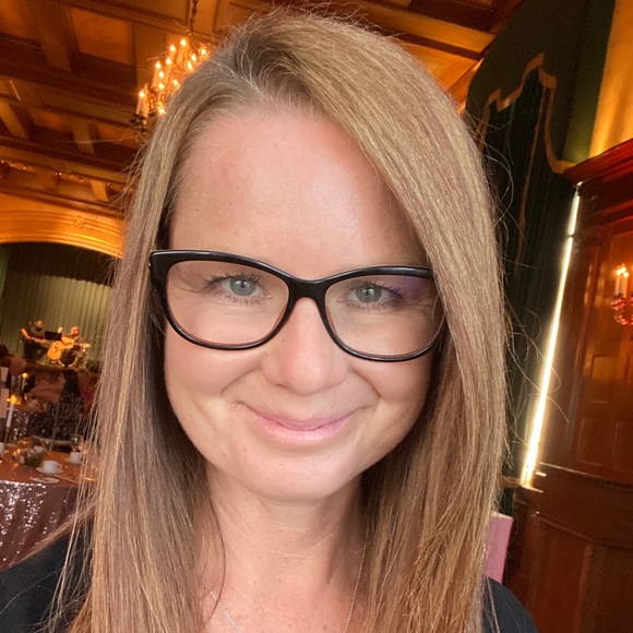 Meet your Posher, Tara - Picture 1 of 1